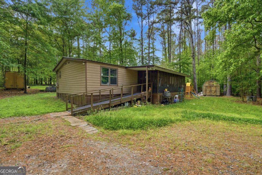 Photo of 41 Vaughn Road NE, Cartersville, GA 30121 (MLS # 10742348)