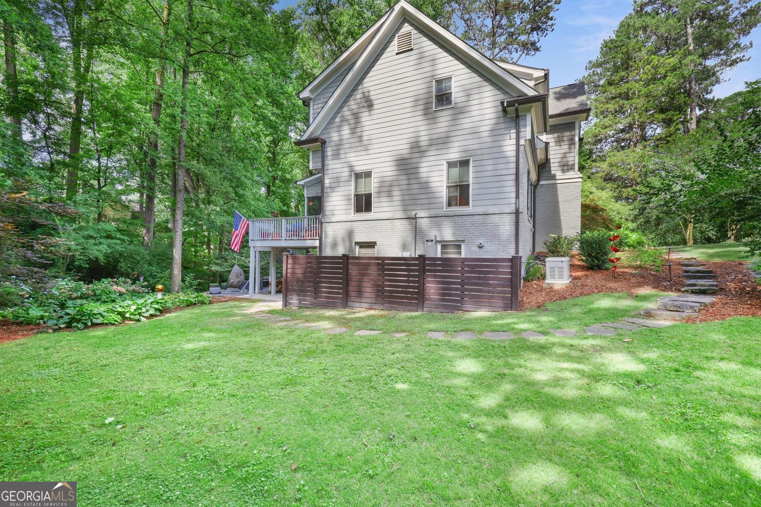 132 NW Underwood DR NW
