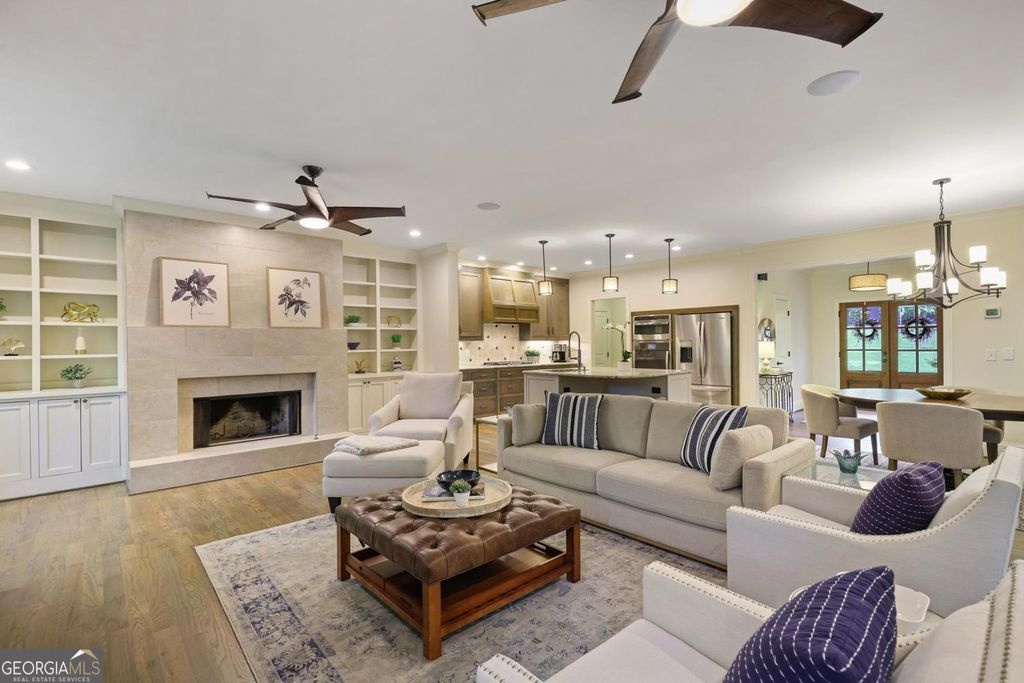 Photo of 132 NW Underwood Drive NW, Sandy Springs, GA 30328 (MLS # 10768354)