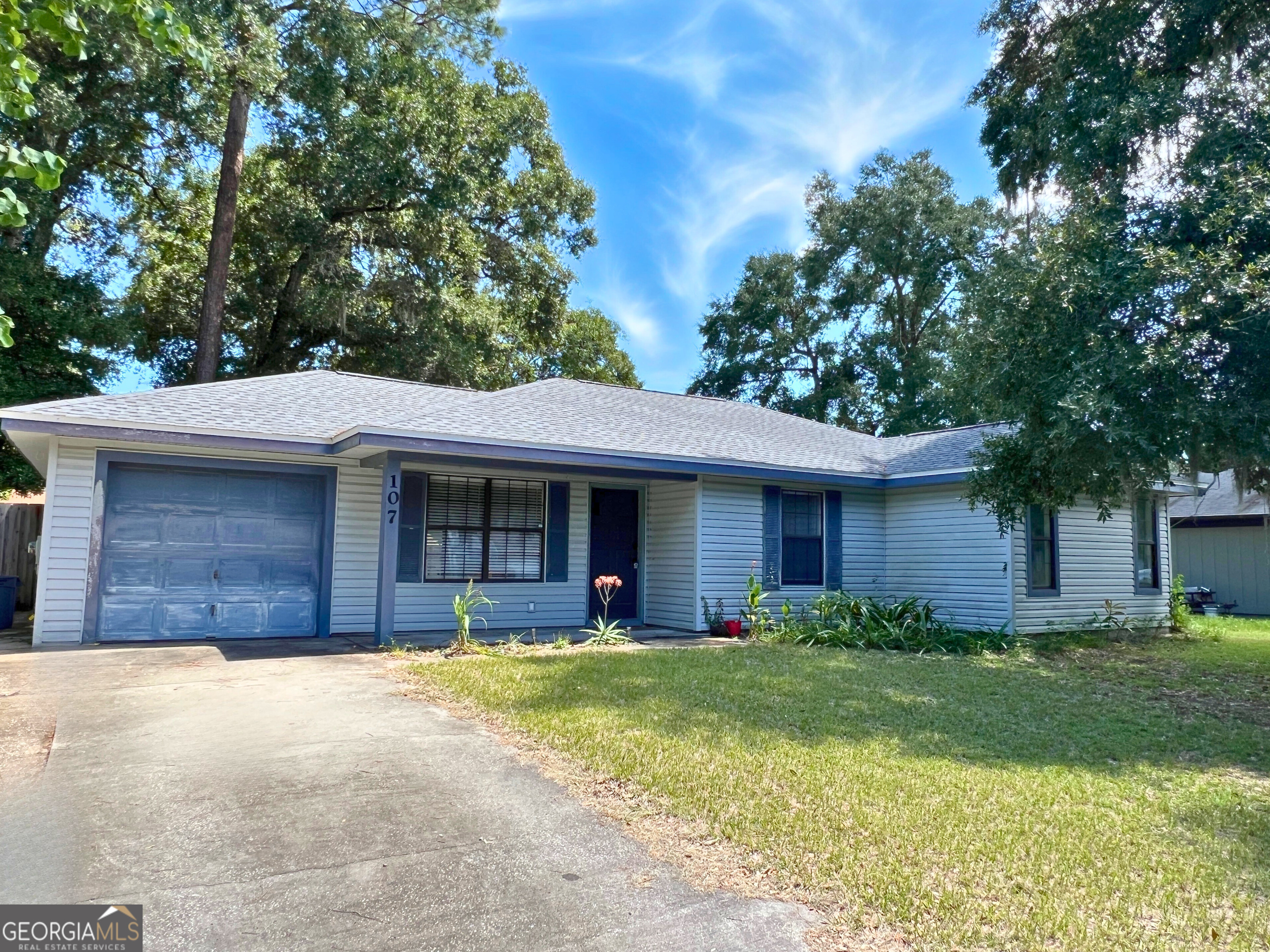 Location, location, location! This inviting 3 bedroom, 2 bath home features a versatile flex area-perfect for a home office, playroom, or formal dining-plus an efficient galley-style kitchen and a large fenced-in yard for outdoor living. Conveniently located just minutes from Kings Bay Naval Submarine Base, shopping, and everyday essentials. Washer and dryer are left as a courtesy for tenant use. Clean, comfortable, and move-in ready! Long term lease. Minimum monthly income requirement is $5250. No Cats, small dogs considered. Anyone over the age of 18 that will be residing in the home must fill out an application. Application fee is $60 and is non refundable.