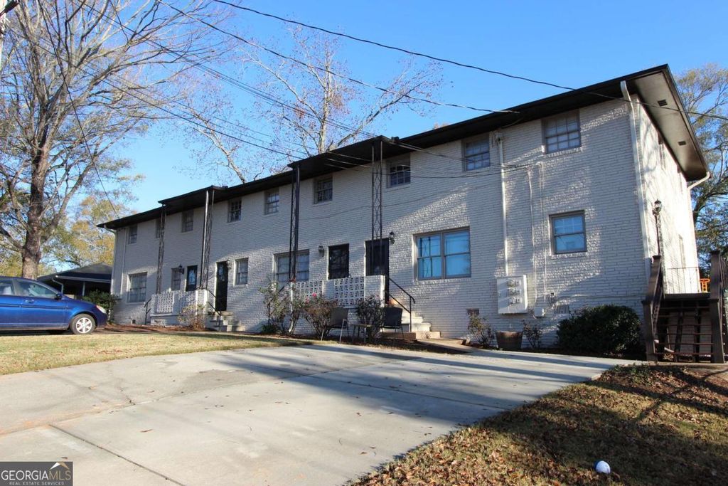 Photo of 514 Clover Drive #5, Buford, GA 30518 (MLS # 10679525)