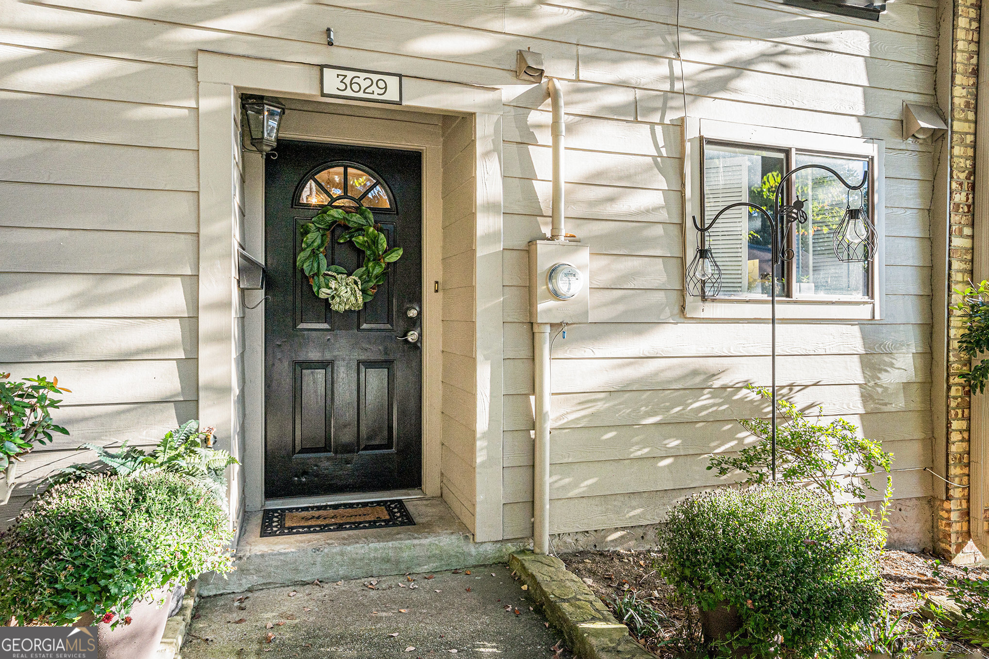 3629 Stonewall CT SE