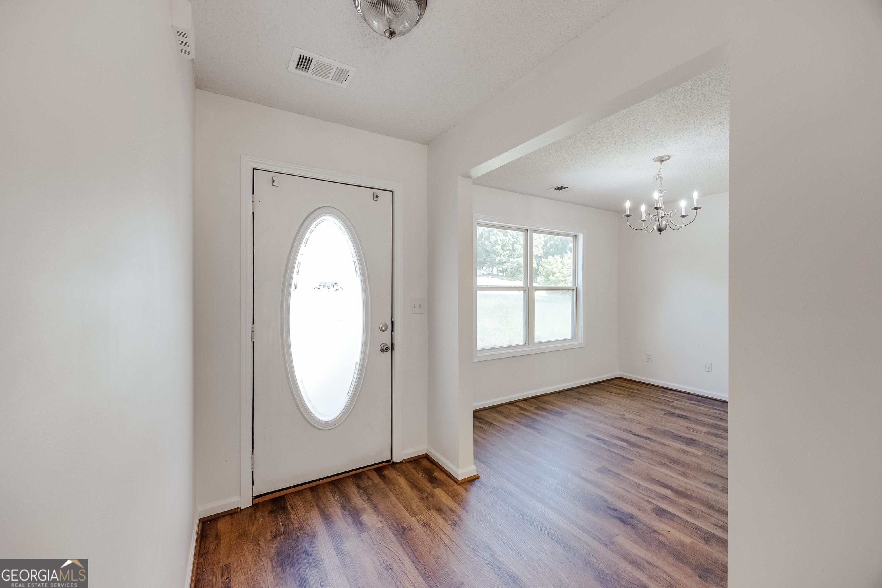 506 Ashley LN