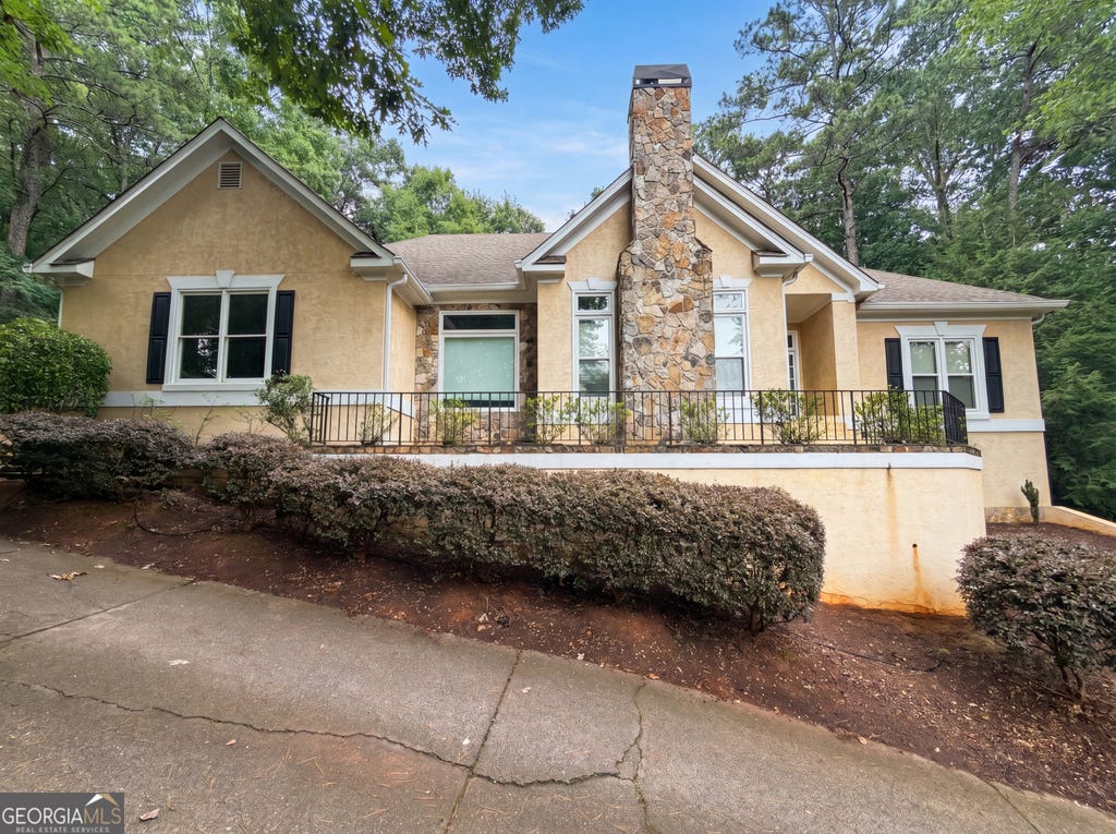 Photo of 931 Sundew Drive, Alpharetta, GA 30005 (MLS # 10790984)