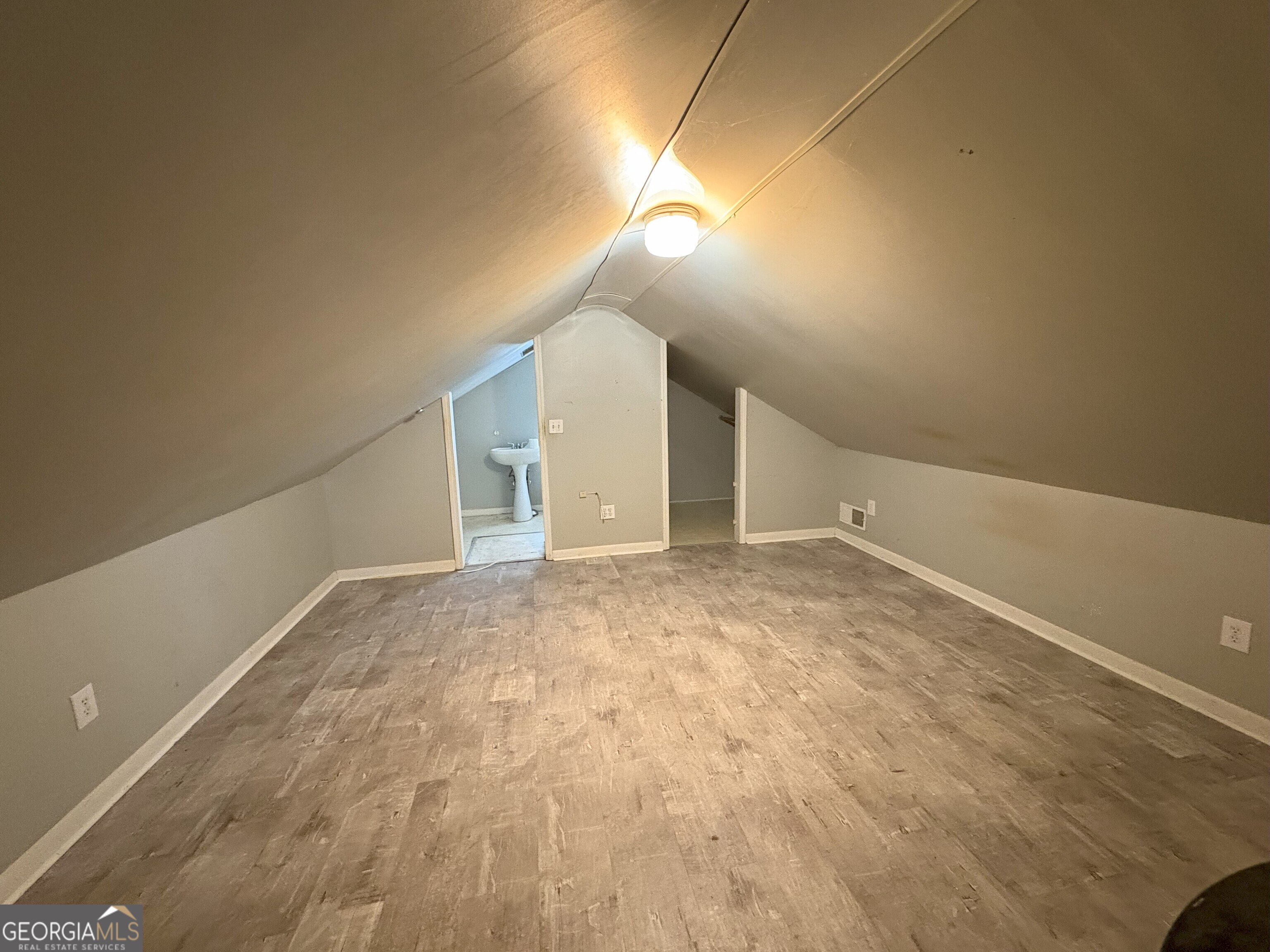 Griffin, Georgia 30223, United States, 4 Bedrooms Bedrooms, ,3 BathroomsBathrooms,Residential,Pending,114911