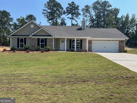 Photo of 429 Riley Circle NW, Milledgeville, GA 31061 (MLS # 10614877)