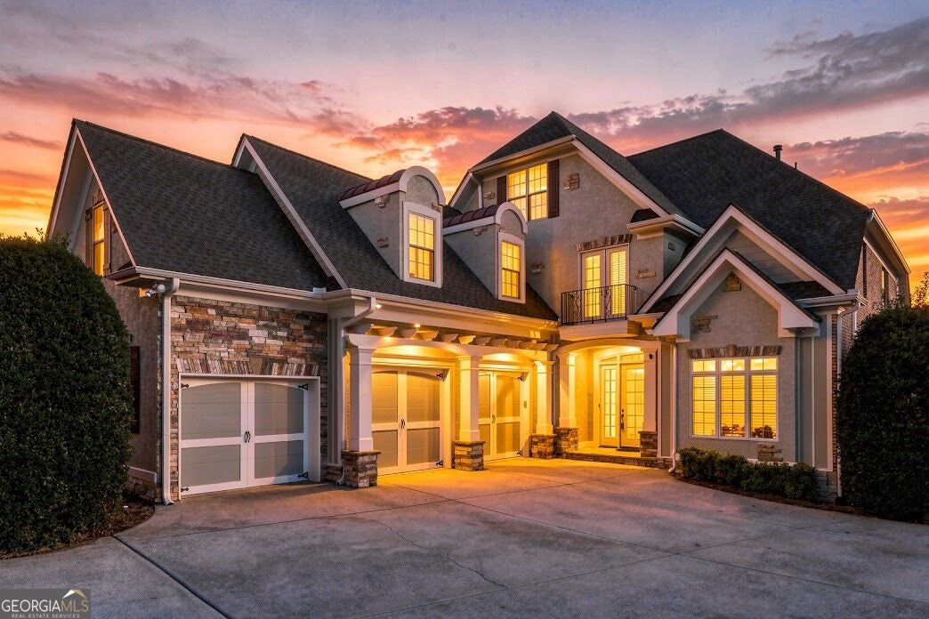 5922 Hogans WAY