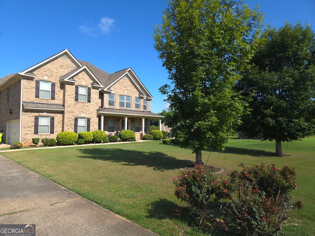 Photo of 213 Manresa Court, Hampton, GA 30228 (MLS # 10806466)