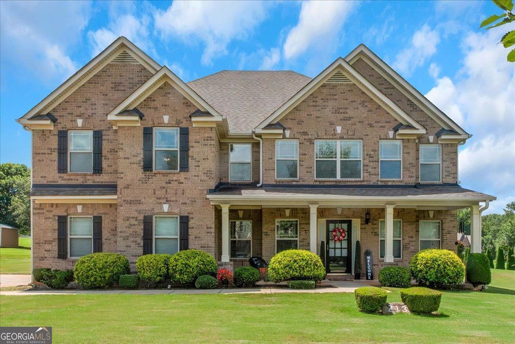 Photo of 213 Manresa Court, Hampton, GA 30228 (MLS # 10806466)