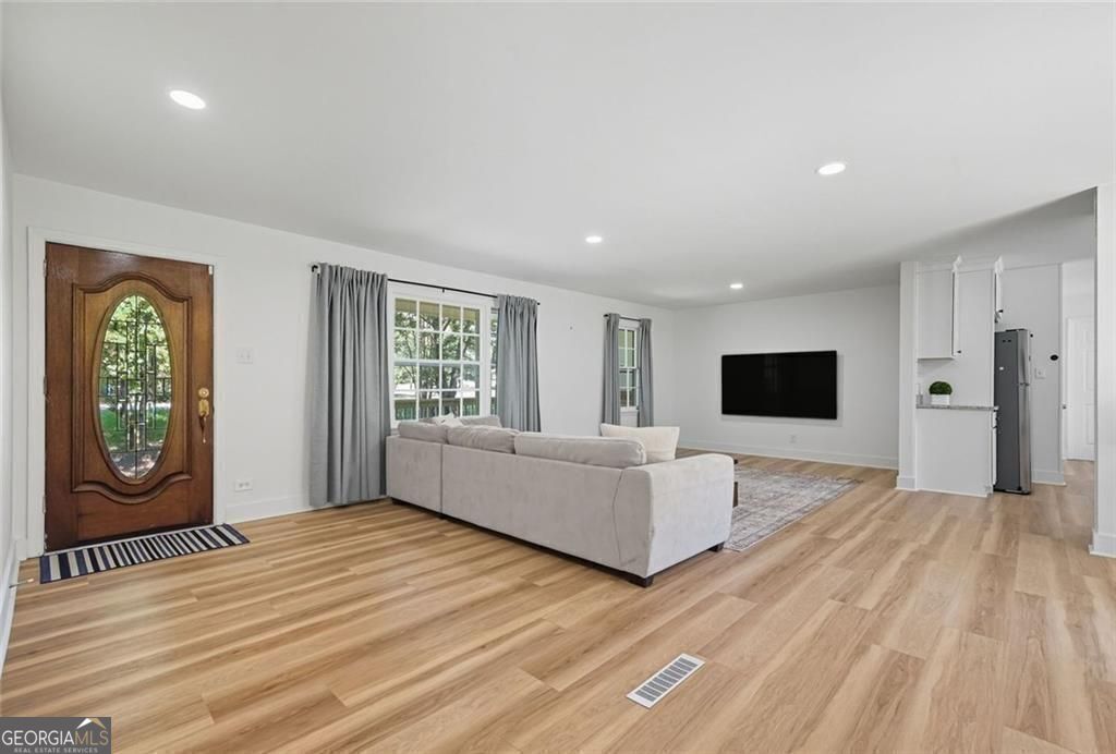 Abington Park - Residential