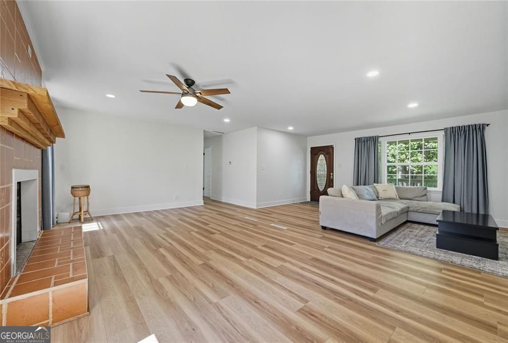 Abington Park - Residential