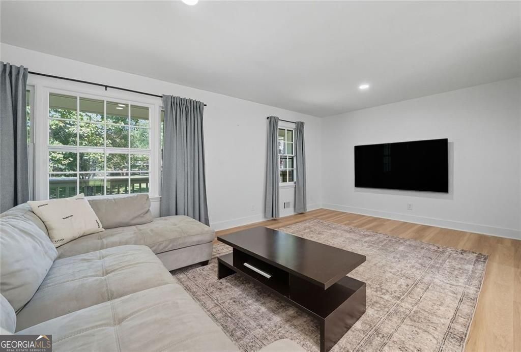 Abington Park - Residential