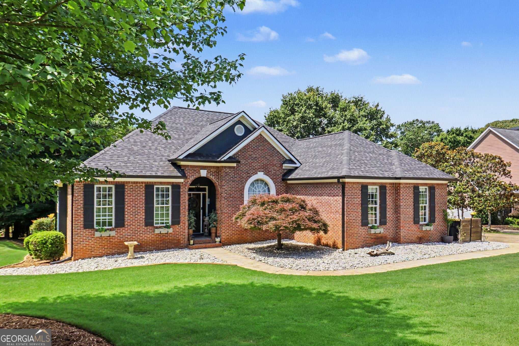 80 Bay DR
