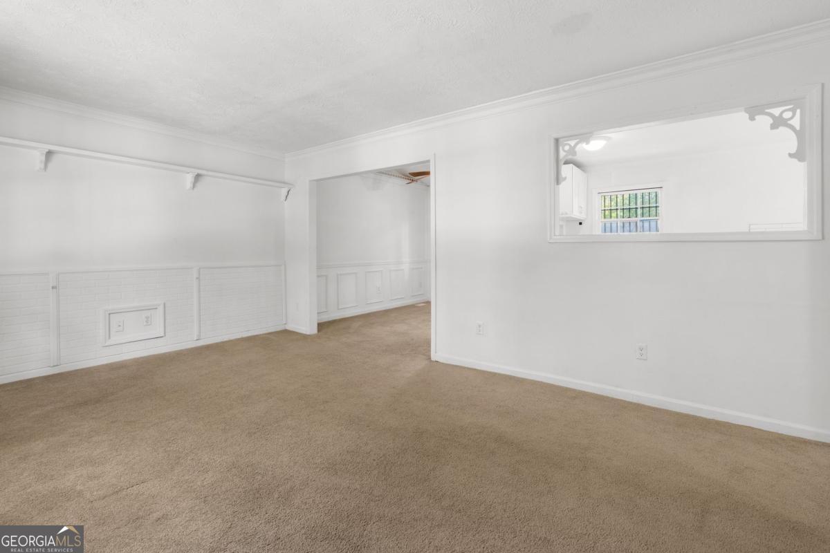 2159 Chestnut Log DR