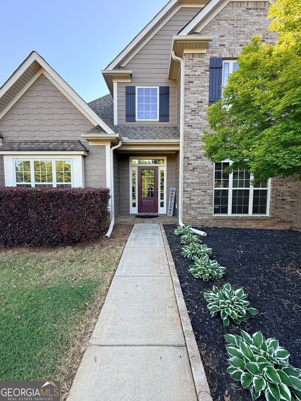 Photo of 127 Sandisfield Drive, Sharpsburg, GA 30277 (MLS # 10757361)