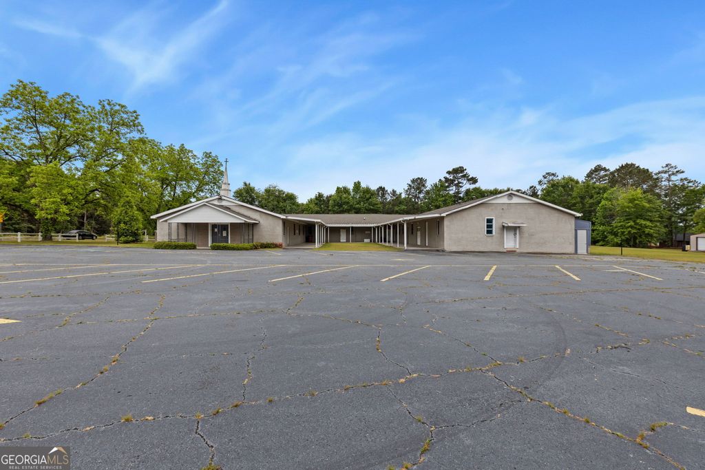 Photo of 5221 Nisbet Drive, Macon, GA 31206 (MLS # 10756243)