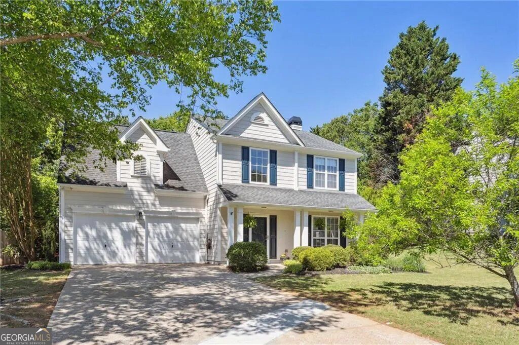 Gem of a property available for immediate rental in Alpharetta. This is a unique Single-Family Residence; 3-bedroom colonial house in an established and safe neighborhood, with superb location! Close to top notch schools, offices, hospitals, shopping at Halcyon, with recreational spaces at the Greenway and Fowler Park. Close to GA400 and easy access to exit 12. The house boasts a welcoming Southern front porch that opens inside to a two floor well lighted high ceiling foyer. Kitchen highlights include quartz countertops, ceramic tiles and exquisite cabinets. Hard wood flooring throughout the whole house brings a clean feeling. The family room has a cozy brick fireplace with gas logs. The upstairs bedrooms have an oversized master that can double up as a home office or sitting room. Well lighted two more bedrooms upstairs with shared full bathroom. Relax in the evenings in the private, fenced, beautiful backyard! Schedule a showing at your earliest co