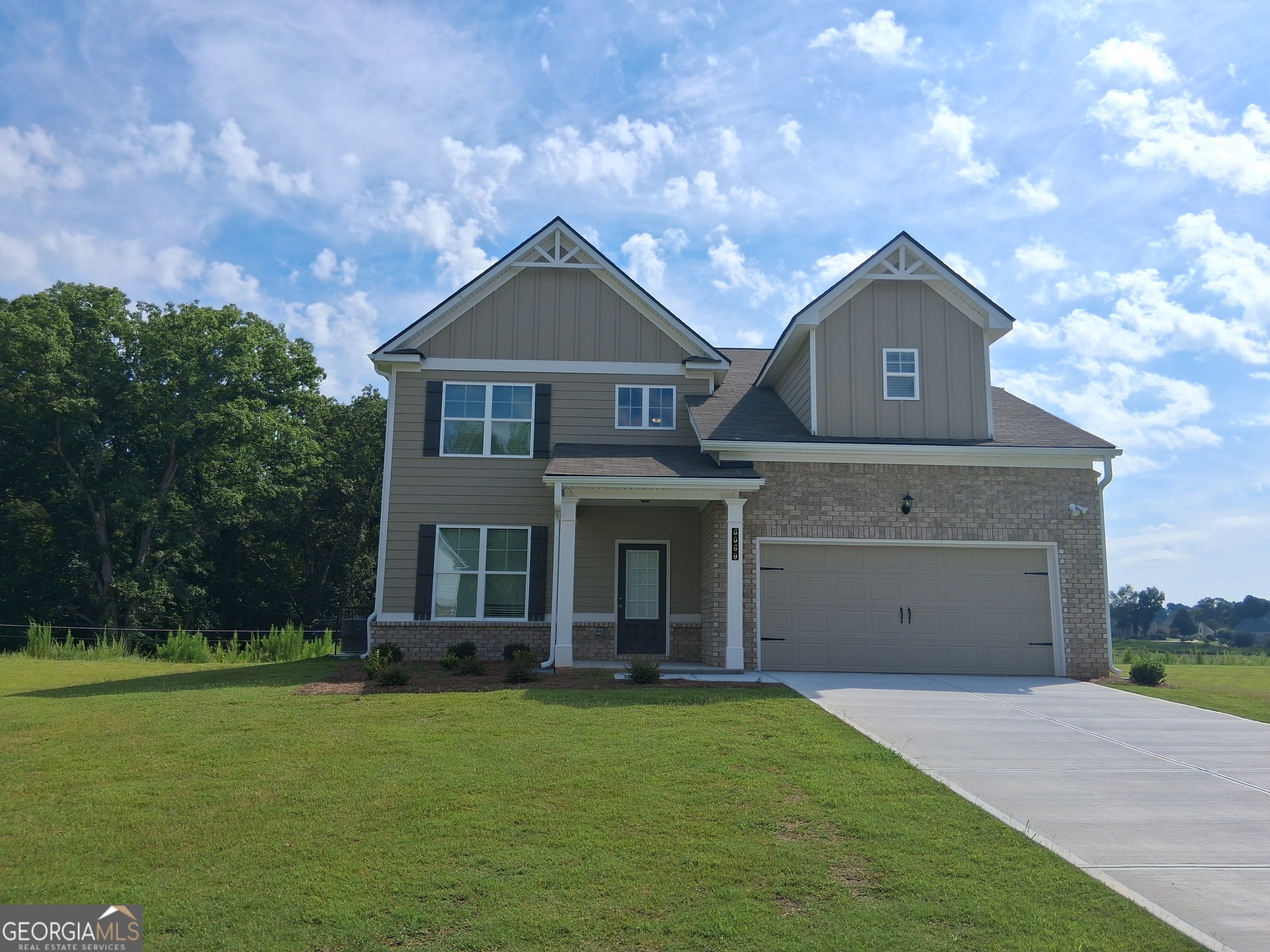 The Colehill -Your dreams have come true, Features 4 bedrooms 2 1/2 Baths corner Lot. New construction now pre-selling come reserve yours Today! LARGE LOTS CAN'T REACH OUT AND TOUCH YOUR NEIGHBOR!!!