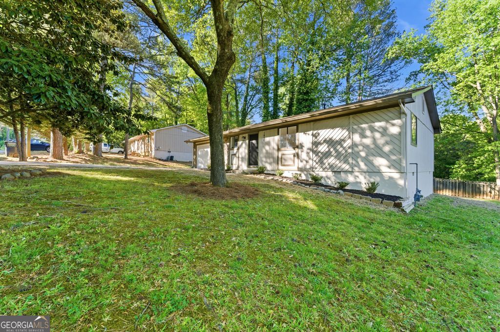 Photo of 1450 Reddington Lane, Norcross, GA 30093 (MLS # 10732174)