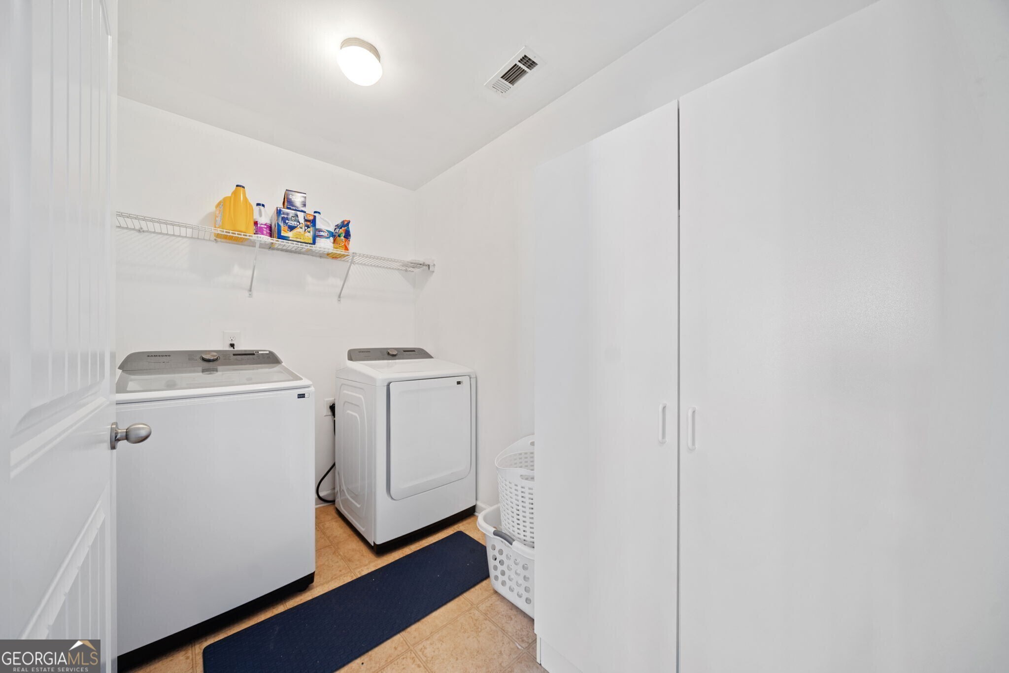 Grayson, Georgia 30017, United States, 4 Bedrooms Bedrooms, ,3 BathroomsBathrooms,Residential,Active,2126