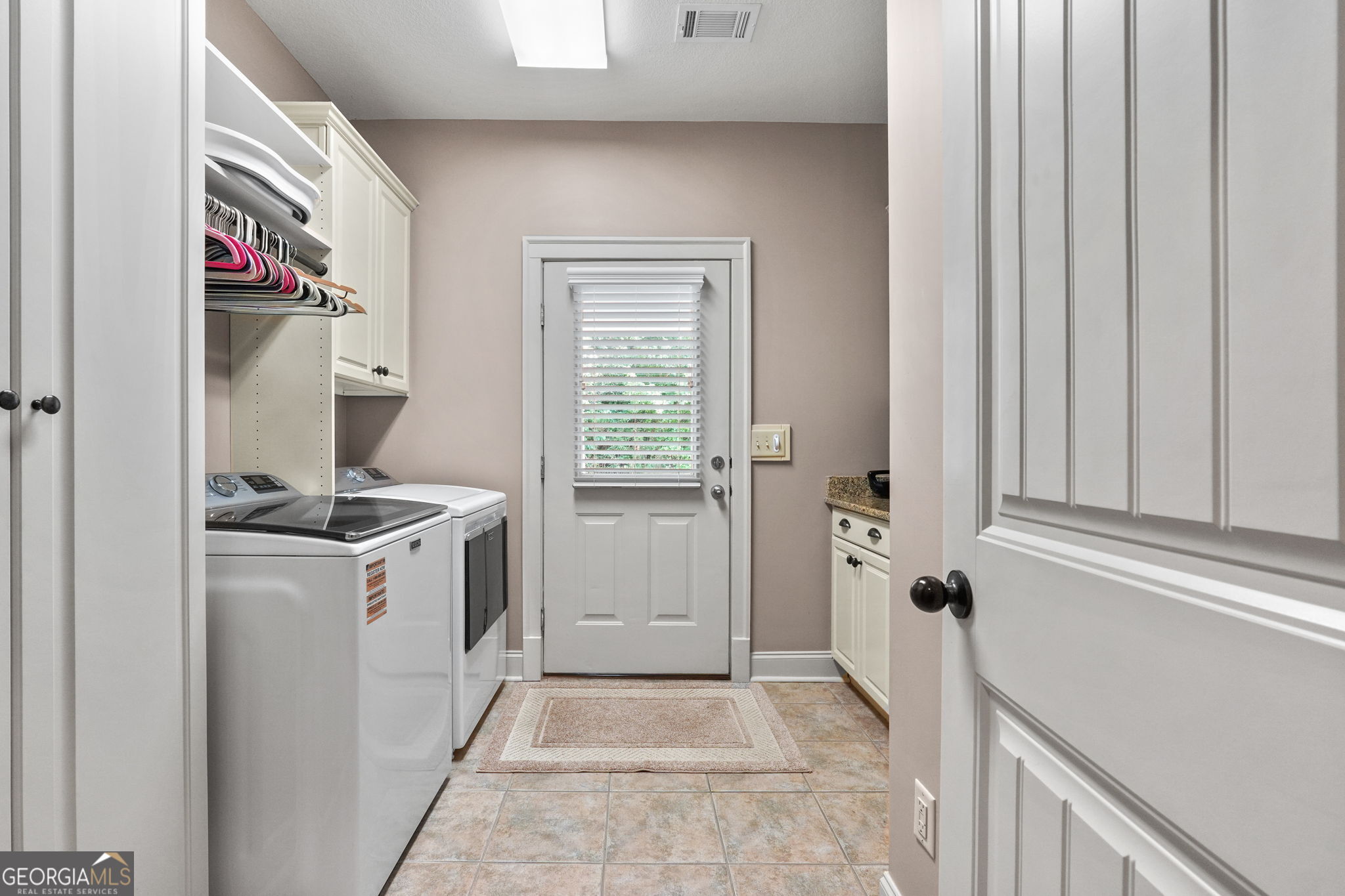 Fayetteville, Georgia 30215, United States, 3 Bedrooms Bedrooms, ,3 BathroomsBathrooms,Residential,Active,178461