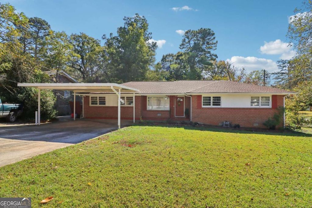 Photo of 957 Texel Lane, Clarkston, GA 30021 (MLS # 10637121)