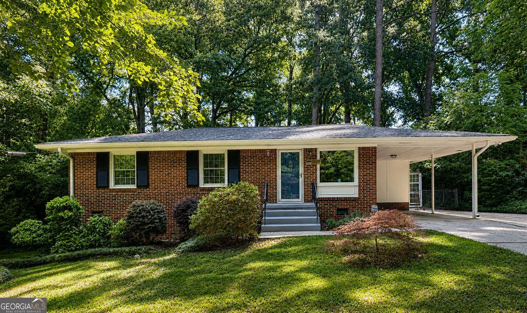 Photo of 3128 Vine Circle, Decatur, GA 30033 (MLS # 10770367)