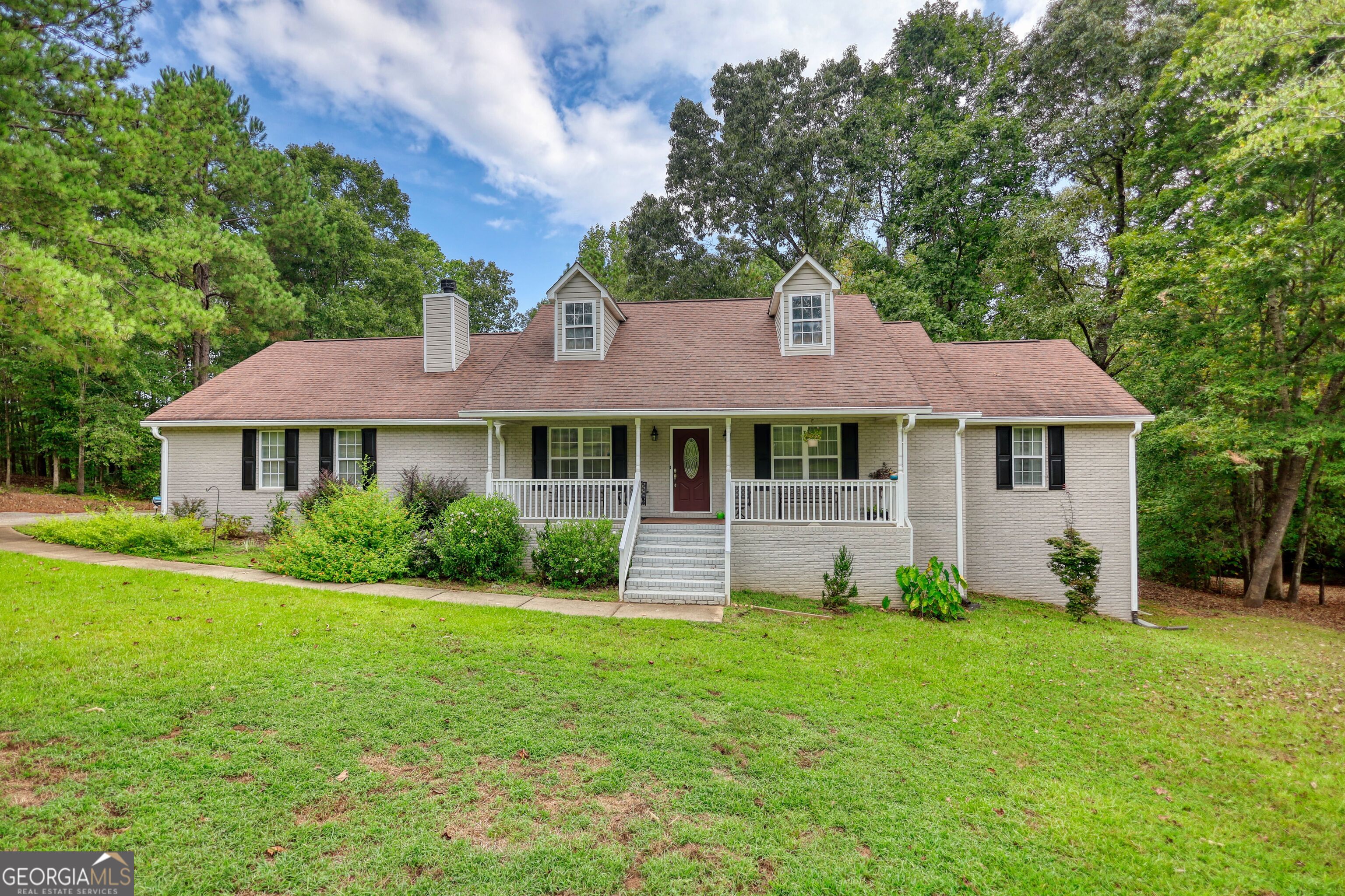 513 Cody LN