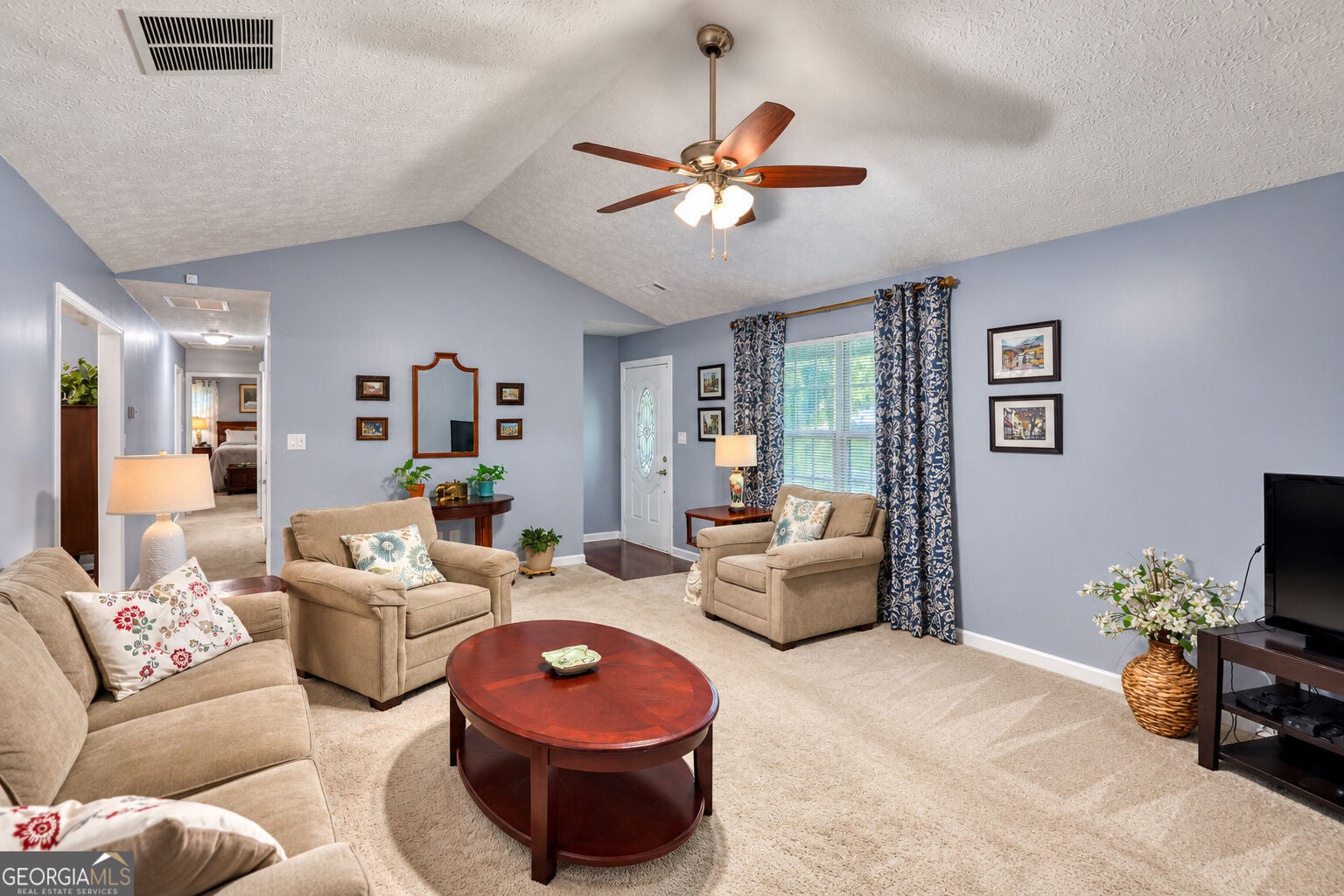 513 Cody LN