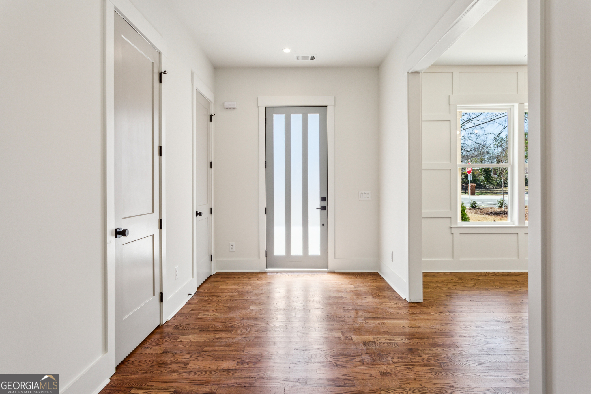 482 Majestic Oaks PL