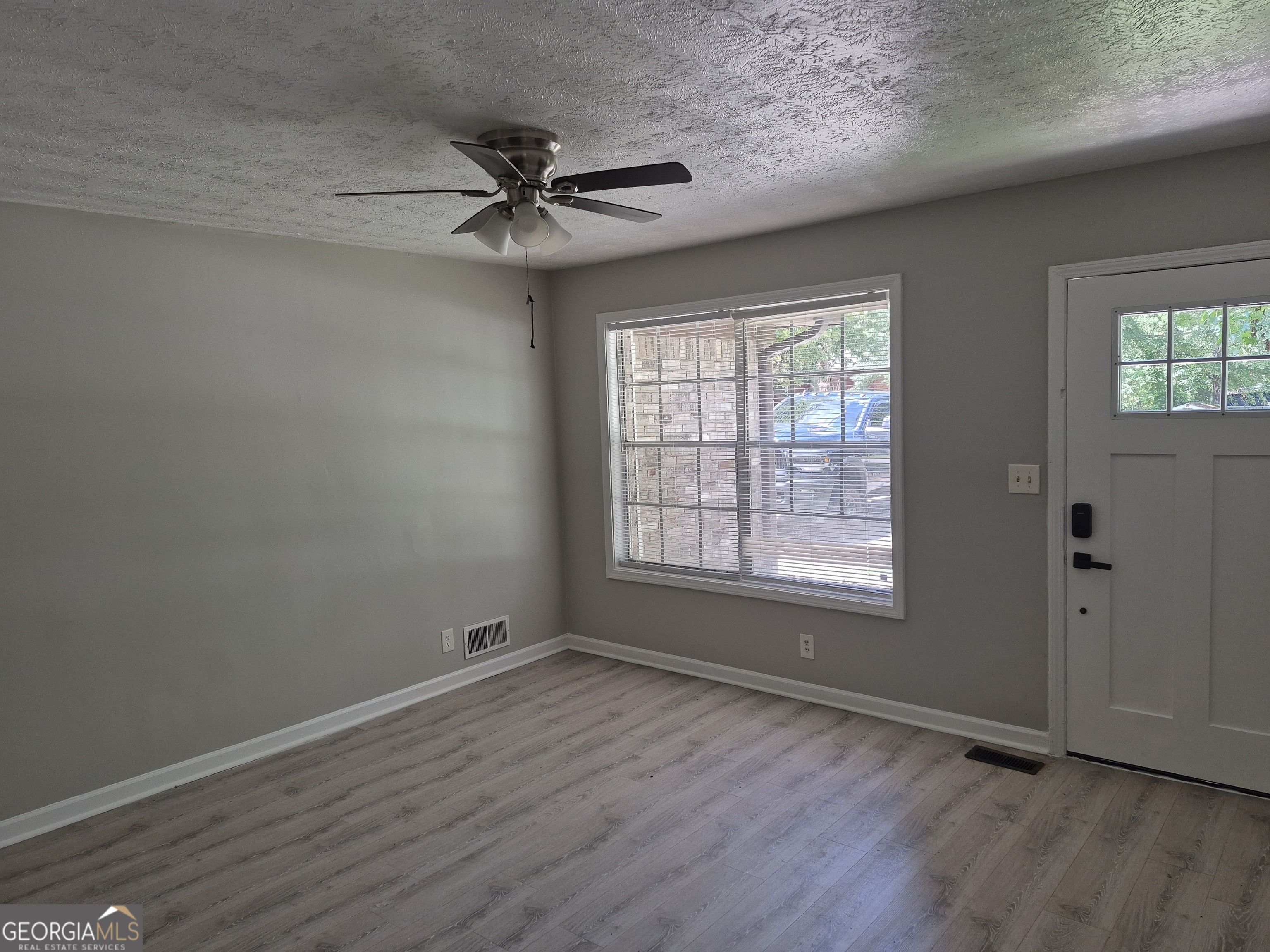 2973 Drexel LN