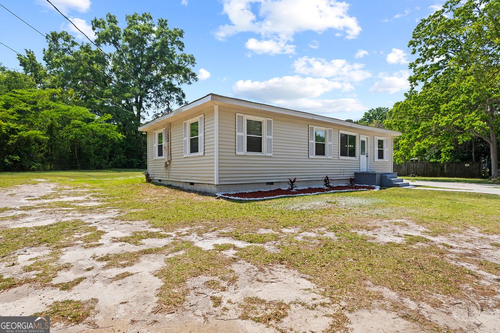 Photo of 237 Suzanne Drive, Warner Robins, GA 31093 (MLS # 10741078)