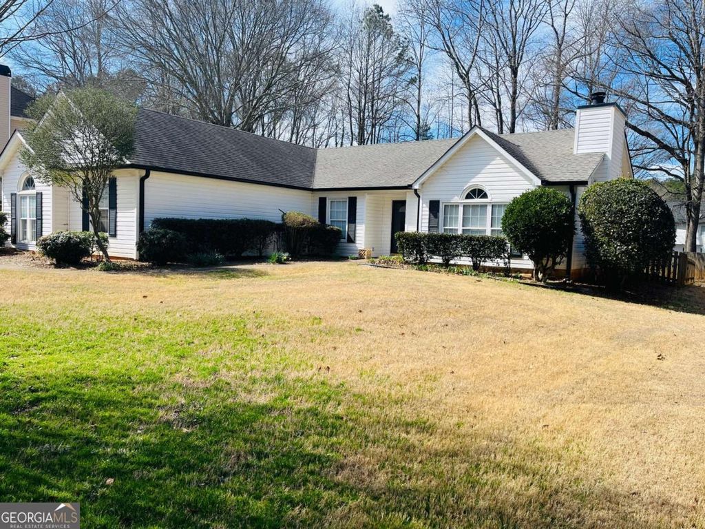 Photo of 155 Woodstream Drive, Newnan, GA 30265 (MLS # 10706126)