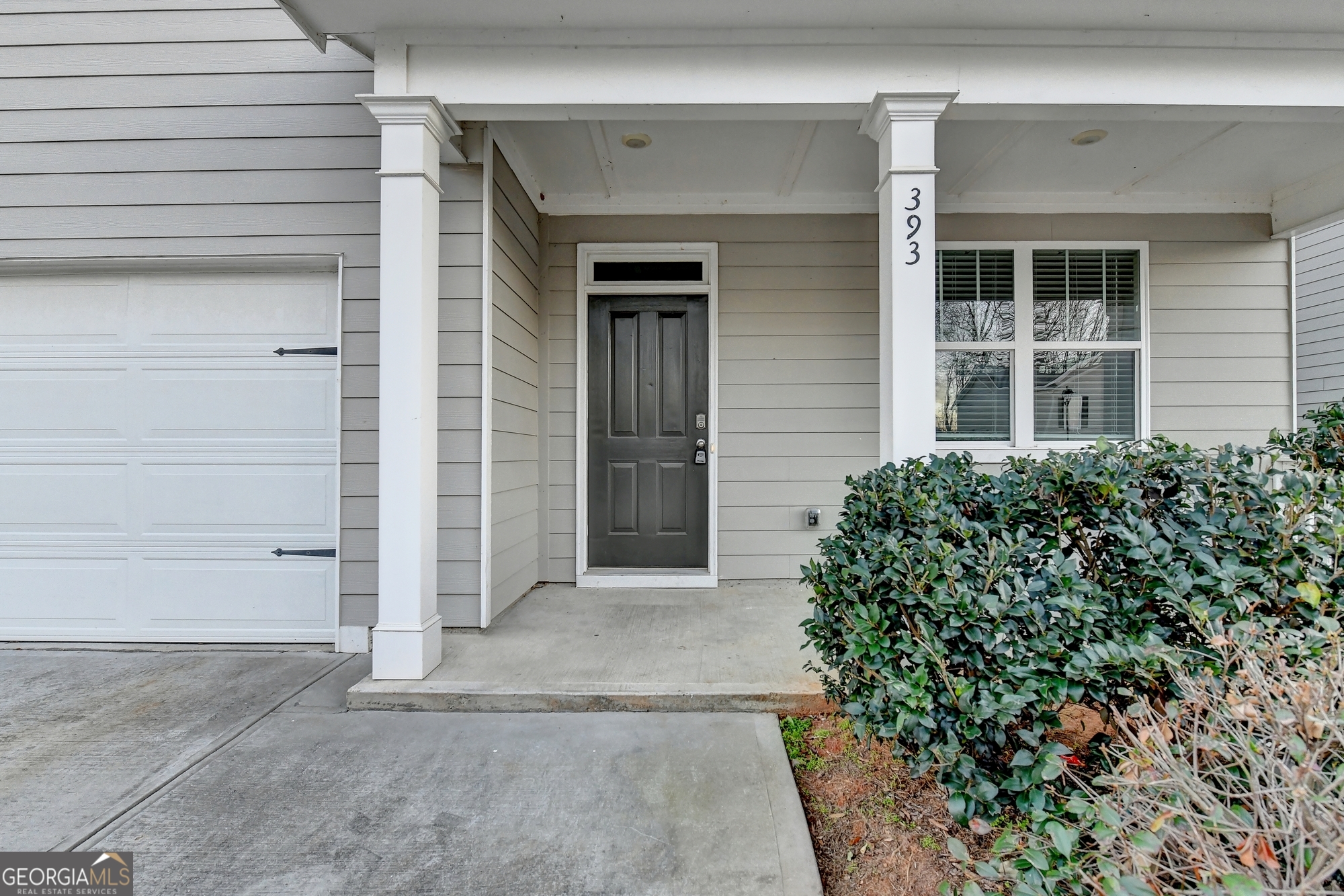 393 Walnut Grove WAY