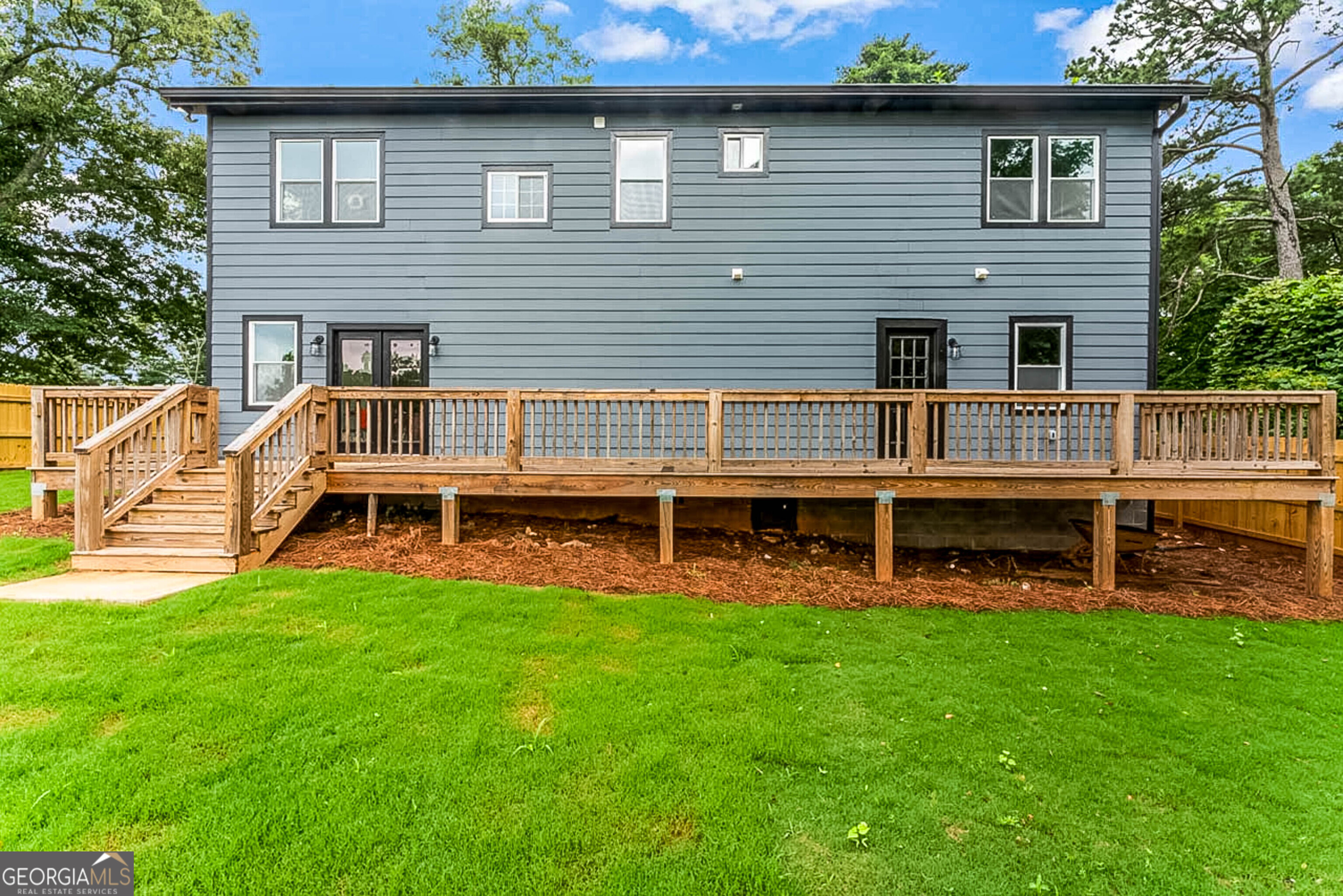 1400 Bouldercrest RD