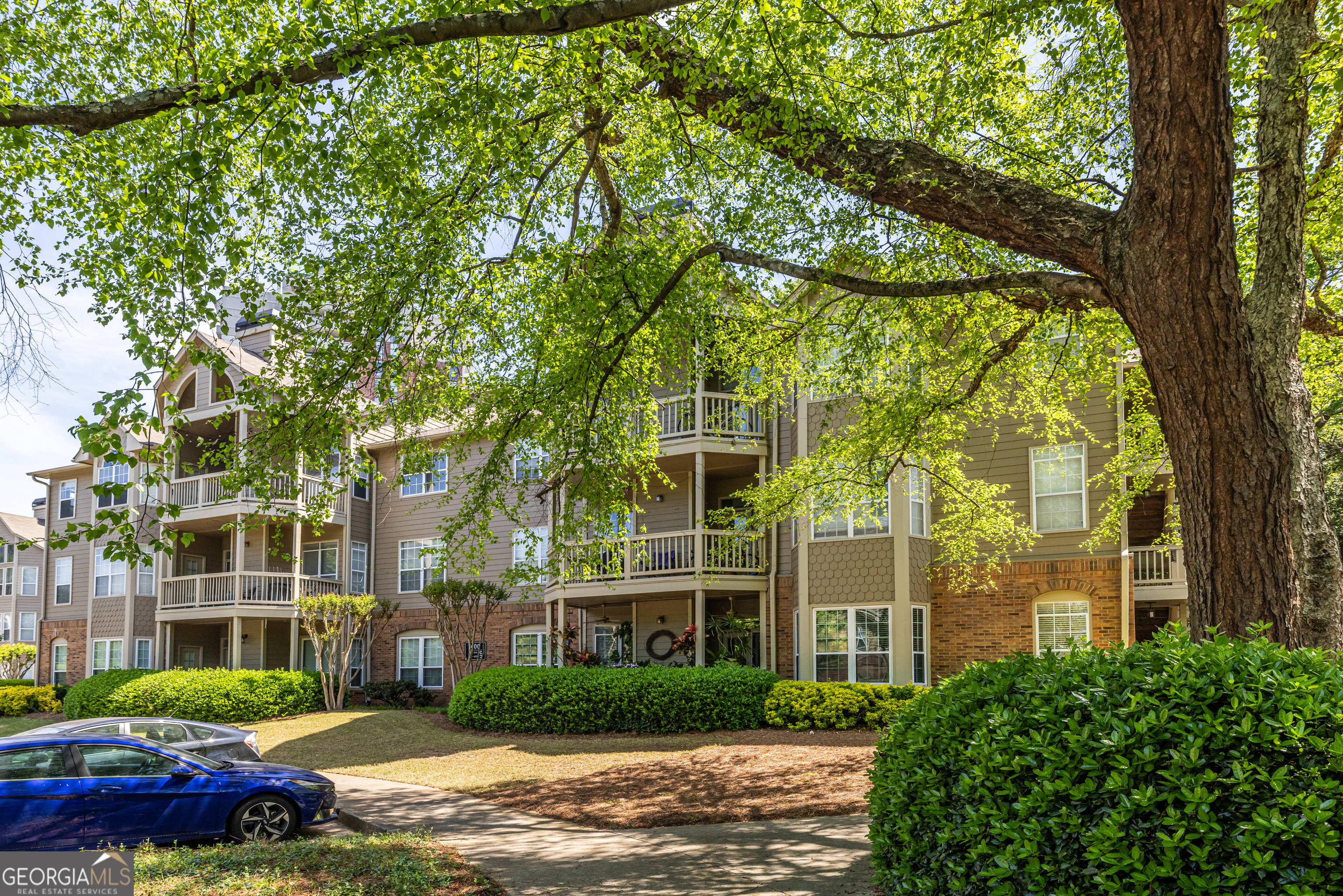405 Mc Gill Park AVE # 405