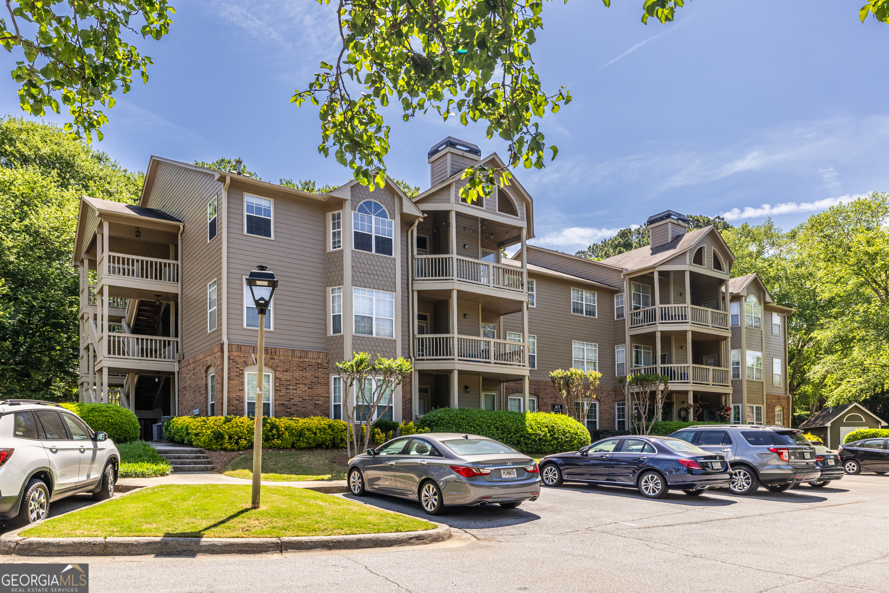 405 Mc Gill Park AVE # 405
