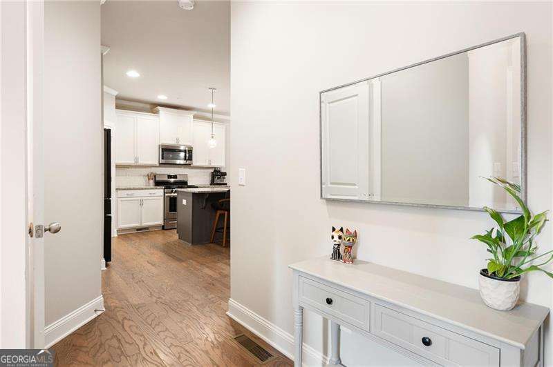 1603 Glen Ivy