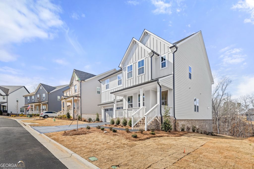 Photo of 239 East Harbor Drive, Dawsonville, GA 30534 (MLS # 10699675)