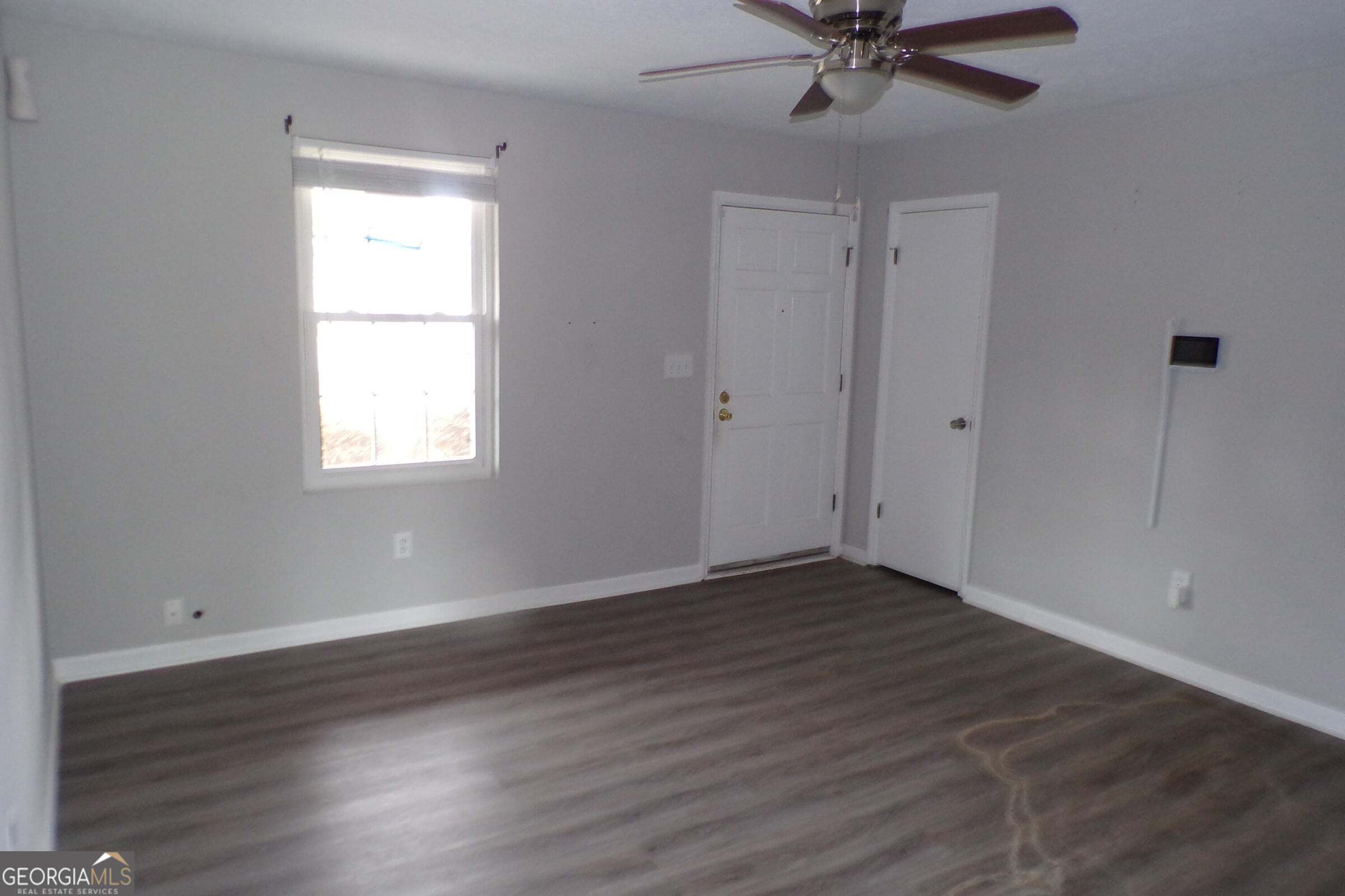 2419 Friar LN