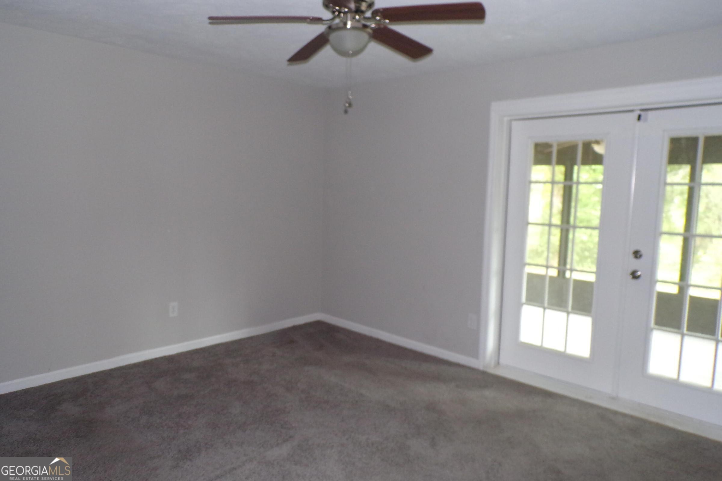 2419 Friar LN