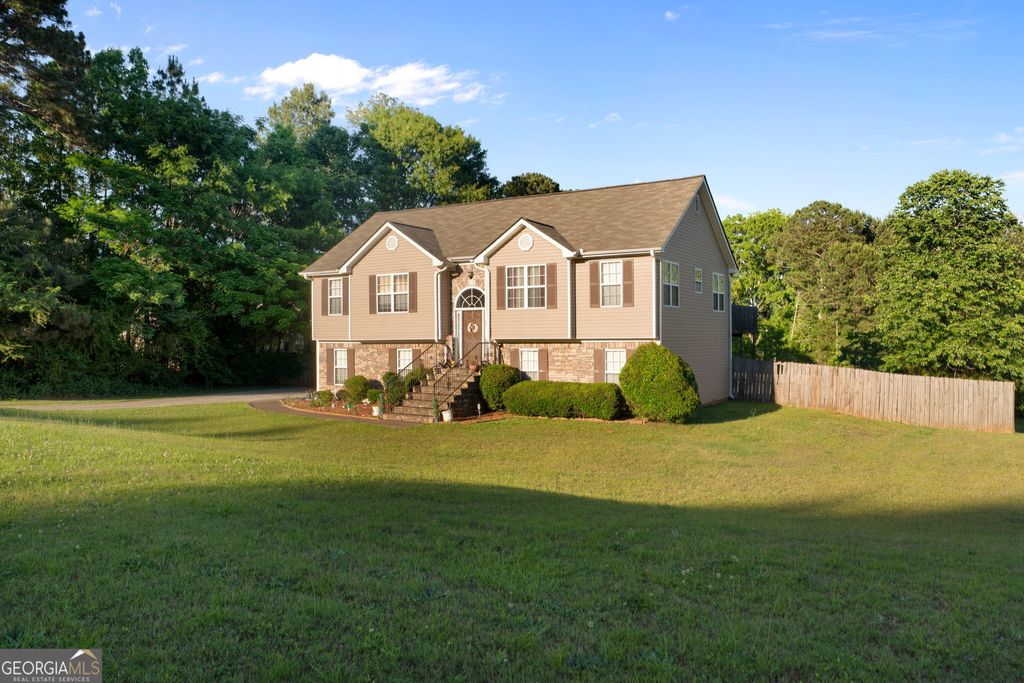 Photo of 20 Centipede Drive, Covington, GA 30016 (MLS # 10765869)