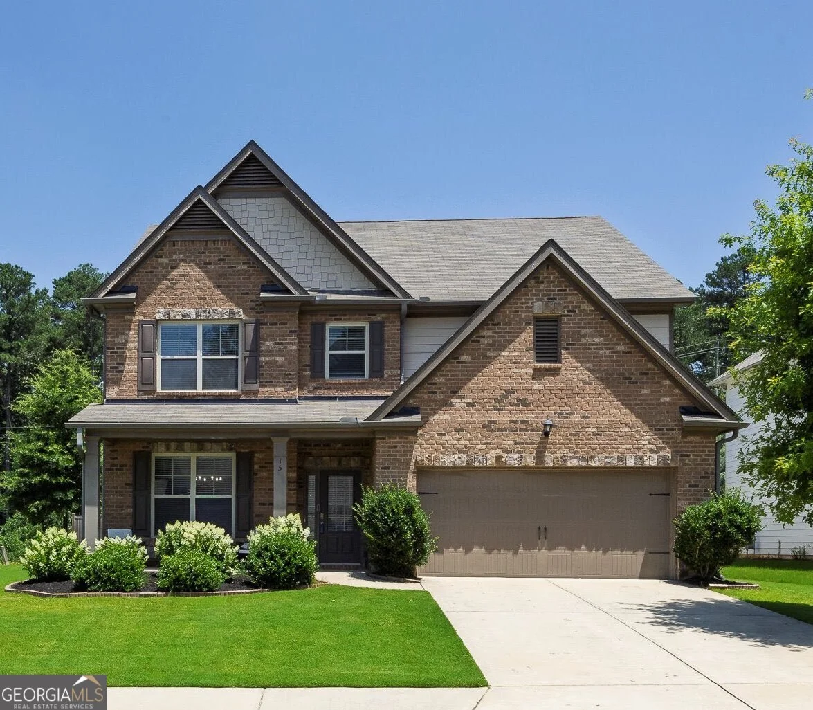 15 Eastcreek Court
