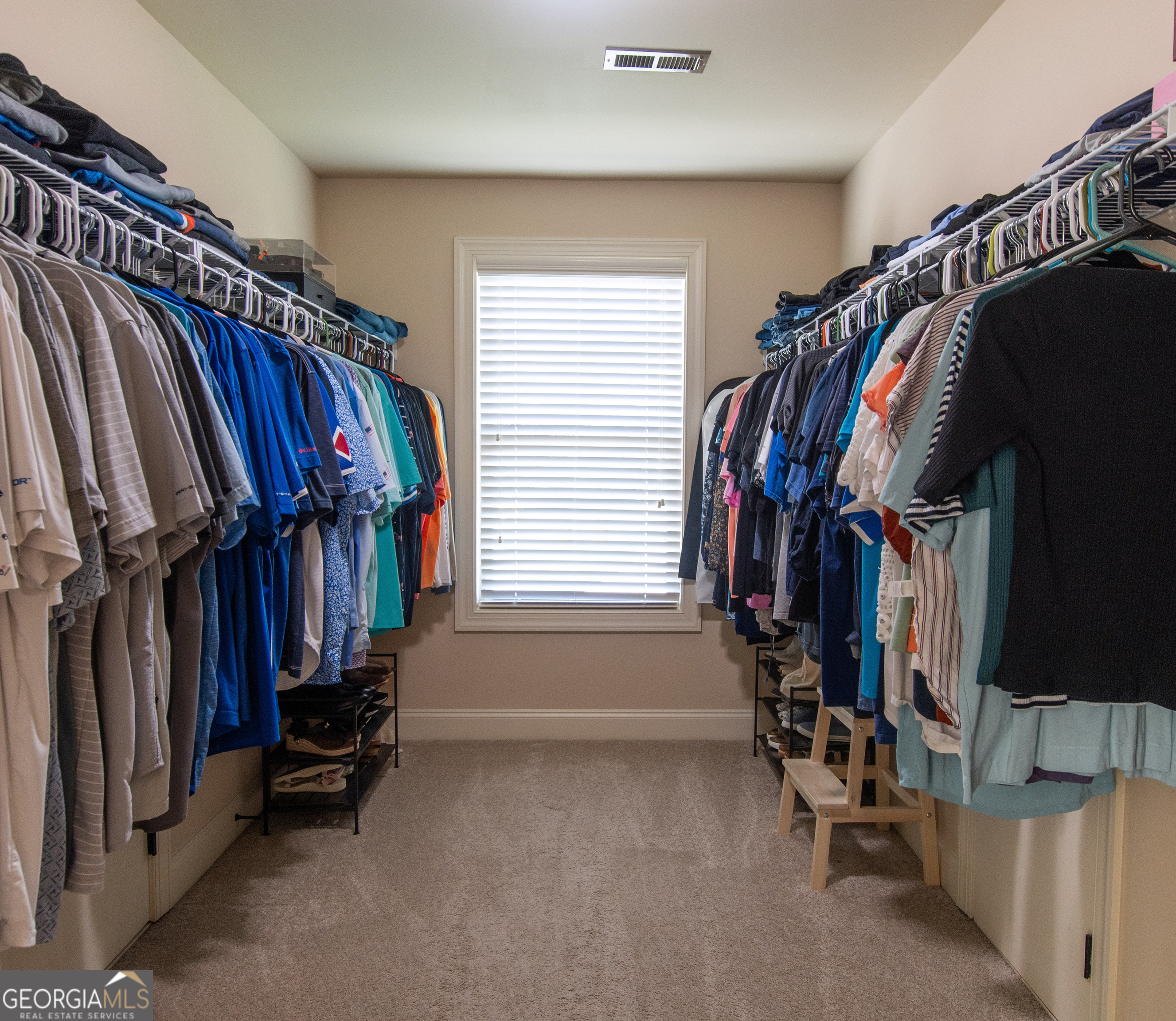 Newnan, Georgia 30265, United States, 6 Bedrooms Bedrooms, ,5 BathroomsBathrooms,Residential,Active,151513