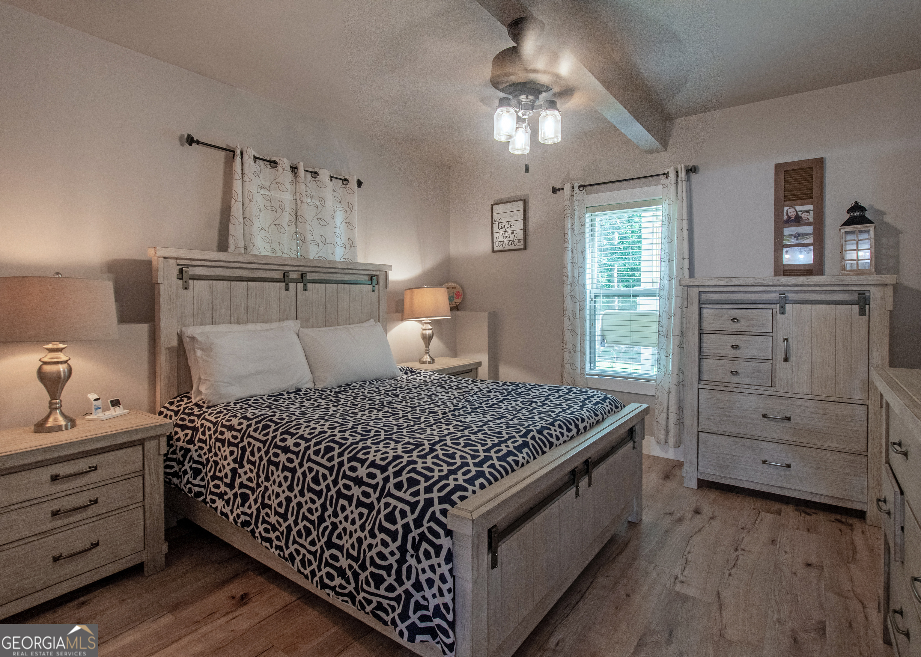 Newnan, Georgia 30265, United States, 6 Bedrooms Bedrooms, ,5 BathroomsBathrooms,Residential,Active,151513