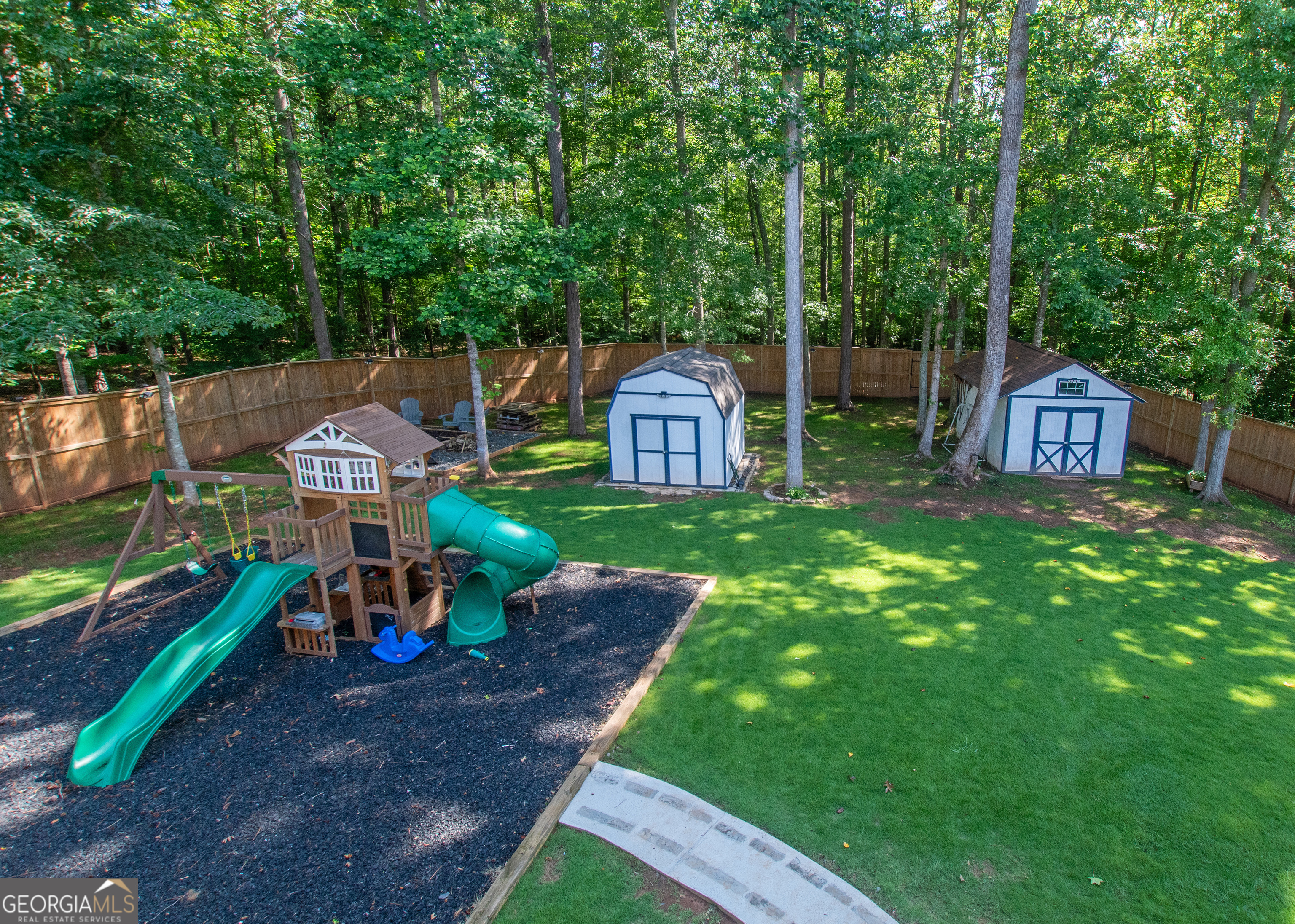 Newnan, Georgia 30265, United States, 6 Bedrooms Bedrooms, ,5 BathroomsBathrooms,Residential,Active,151513