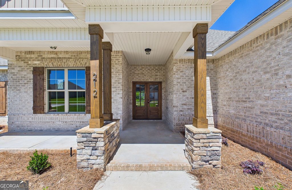 Photo of 212 Golden Chestnut Bend, Bonaire, GA 31005 (MLS # 10768713)