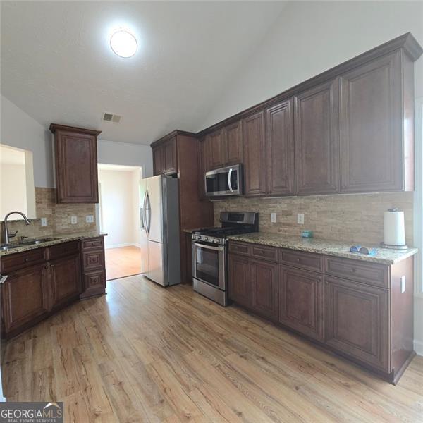 282 Ellesmere CT
