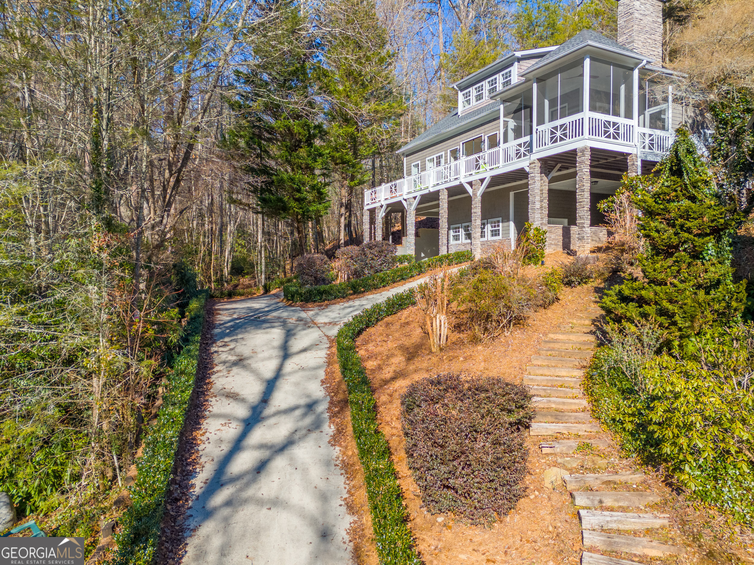 336 Fulton RD