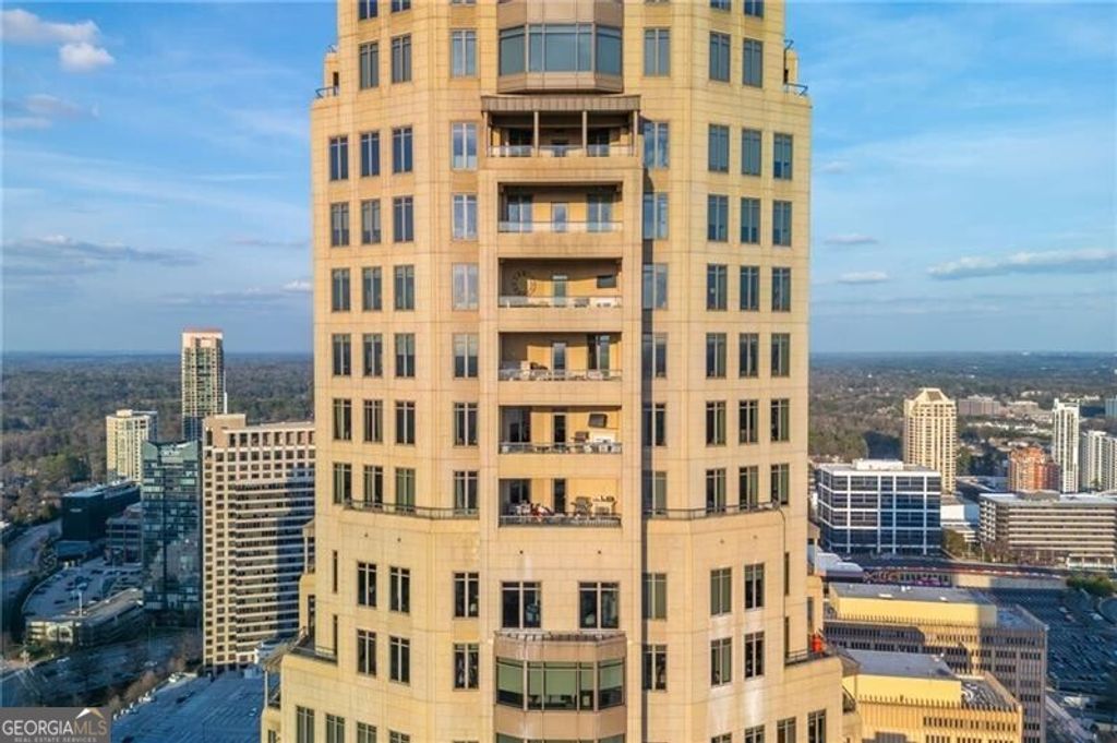 Photo of 3376 Peachtree Road NE #PH51, Atlanta, GA 30326 (MLS # 10734717)